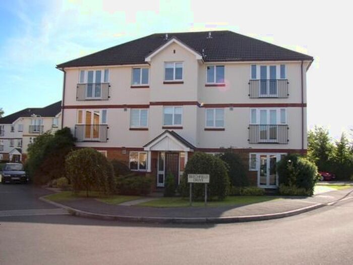 2 Bedroom Flat To Rent In Beechfield Drive, Devizes, SN10