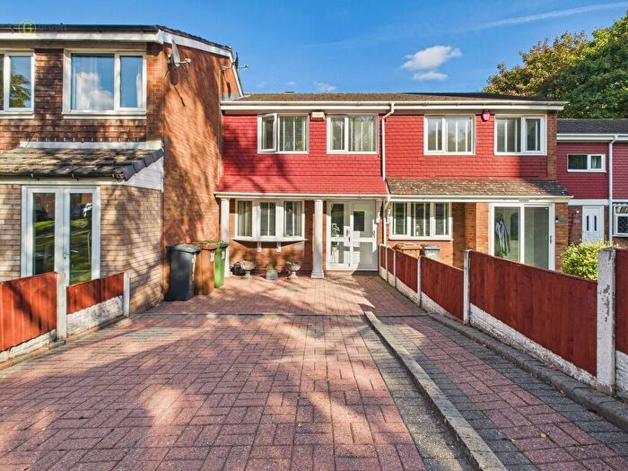 3 Bedroom Terraced House For Sale In Yorkminster Drive, Chelmsley Wood, B37