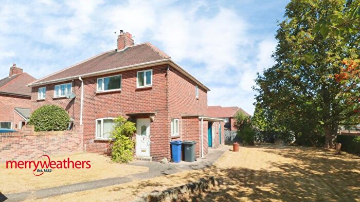 3 Bedroom Semi Detached House For Sale In Ringway, Bolton-Upon-Dearne, Rotherham, S63