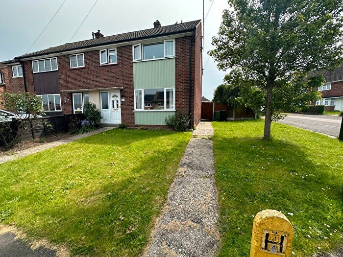 3 Bedroom Property To Rent In Connaught Gardens, Braintree, CM7