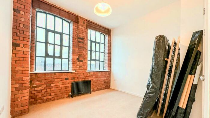 1 Bedroom Flat To Rent In Robinson Building, Norfolk Place, Bristol, BS3