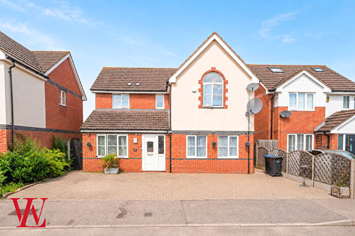 5 Bedroom Detached House For Sale In Burley Hill, Harlow, Essex, CM17