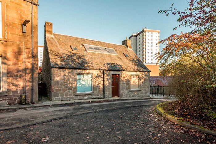 1 Bedroom Property For Sale In Old Muirton Road, Dundee, DD2