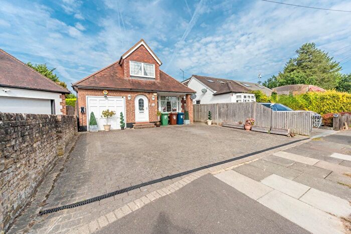 3 Bedroom Bungalow For Sale In Sylvia Avenue, Hatch End, Pinner, HA5