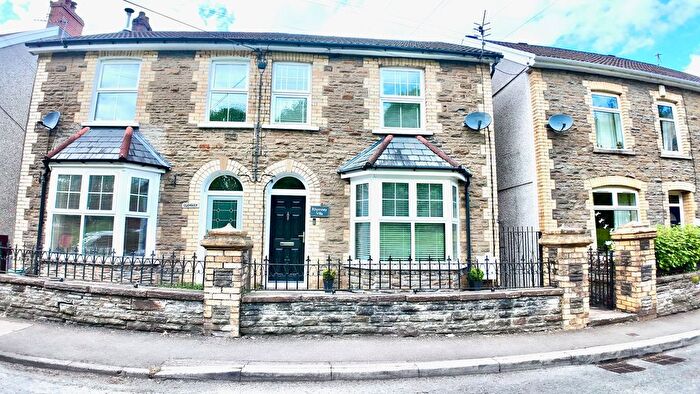 3 Bedroom Semi-Detached House For Sale In Commercial Street, Pengam, NP12