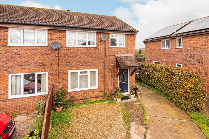 3 Bedroom Semi Detached House For Sale In Ginge Close, Abingdon, OX14