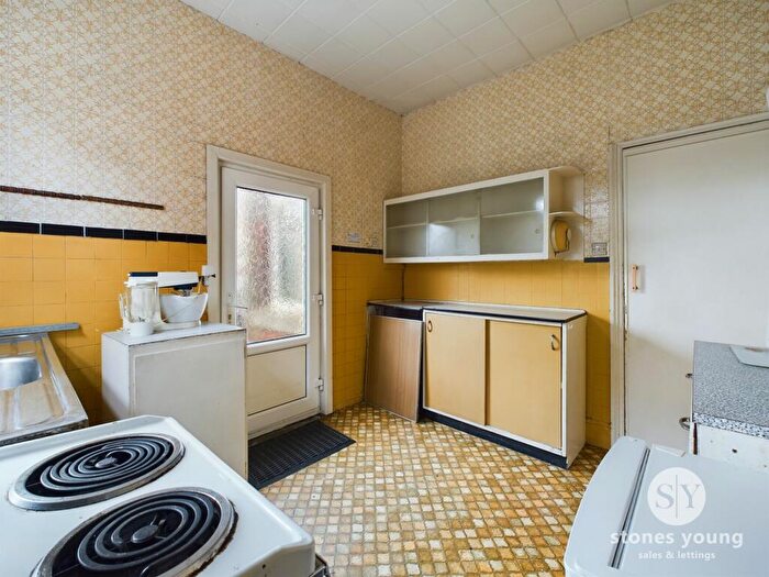 3 Bedroom End Of Terrace House For Sale In St. Stephens Road, Blackburn, BB1