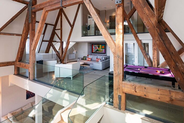 3 Bedroom Flat To Rent In Euston Road, London, NW1