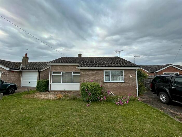 3 Bedroom Bungalow To Rent In Langmere Road, Watton, Thetford, IP25
