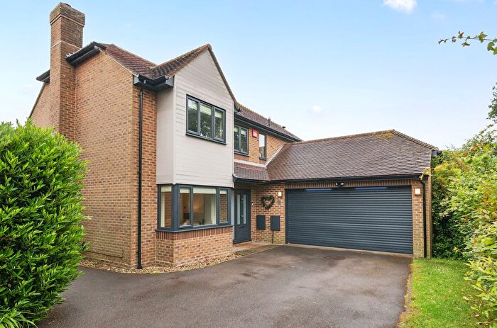 5 Bedroom Detached House To Rent In Park Glen, Park Gate, Southampton, Hampshire, SO31