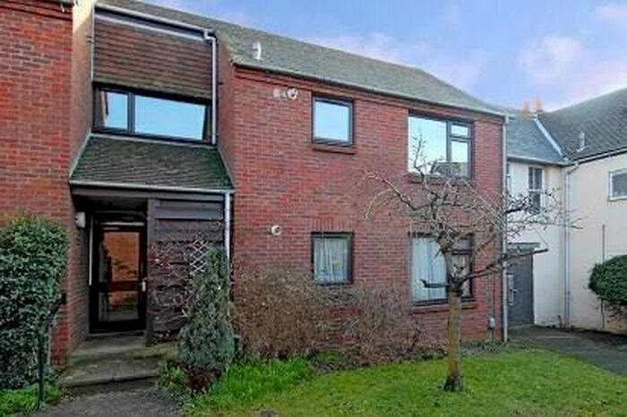 Studio To Rent In Abingdon, Oxfordshire, OX14