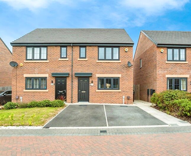 3 Bedroom Semi-Detached House For Sale In Violet Close, Rotherham, South Yorkshire, S63