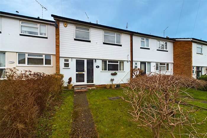 3 Bedroom Terraced House To Rent In Aldebury Road, Maidenhead, Berkshire, SL6