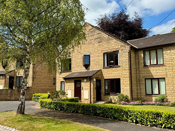 1 Bedroom Flat For Sale In Wetherby, North Grove Court, LS22
