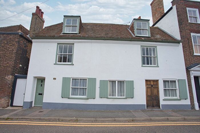 3 Bedroom End Terrace House For Sale In Blenheim Road, Deal, Kent, CT14