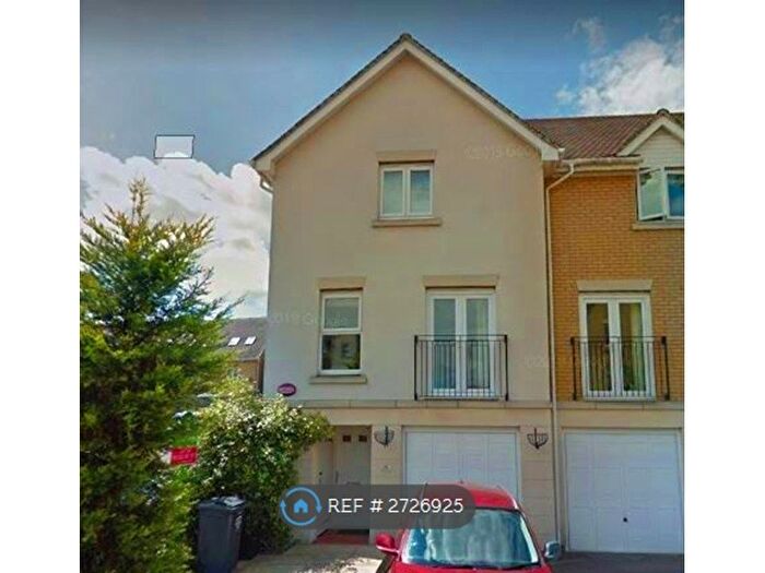 4 Bedroom End Of Terrace House To Rent In Gibbons Lane, Dartford, DA1