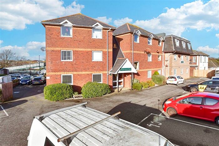 2 Bedroom Flat For Sale In Sandown Road, Shanklin, Isle Of Wight, PO37