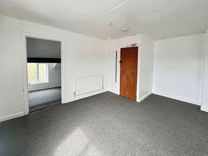 1 Bedroom Flat To Rent In Higher Market Street, Farnworth, Bolton, BL4
