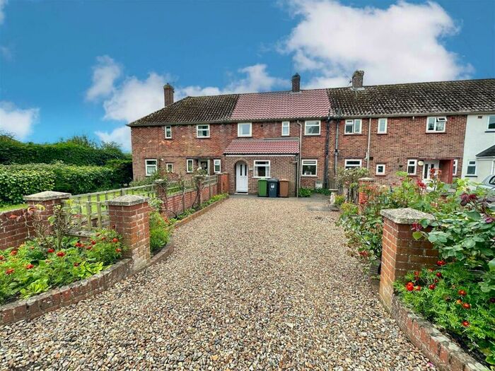 3 Bedroom Terraced House For Sale In Cromer Road, North Walsham, NR28