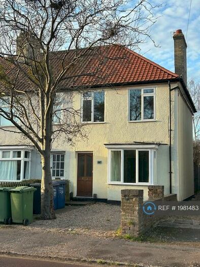 3 Bedroom Semi-Detached House To Rent In Cambridge, Cambridge, CB4
