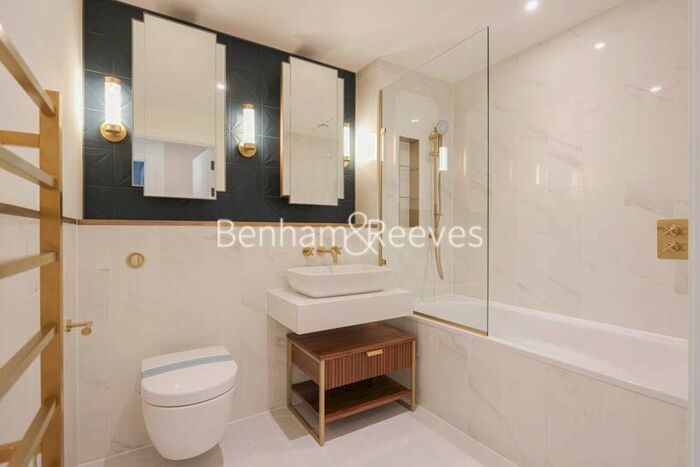 1 Bedroom Flat To Rent In Westwood House, Chelsea Creek, SW6