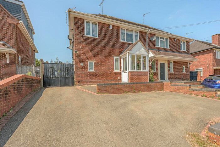 3 Bedroom Semi-Detached House For Sale In Shenstone Avenue, Norton, Stourbridge, DY8
