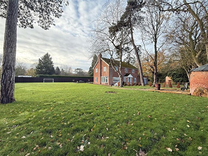 4 Bedroom Detached House For Sale In Main Street, Bleasby, Nottingham, NG14