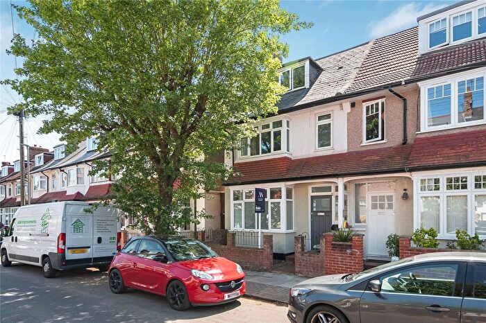 4 Bedroom End Of Terrace House For Sale In Edencourt Road, Furzedown, SW16
