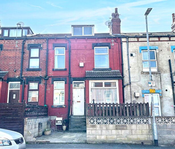 3 Bedroom Terraced House For Sale In Sutherland Terrace, Leeds, LS9