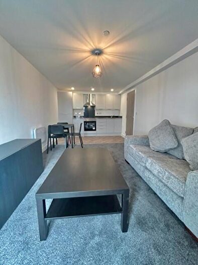 3 Bedroom Apartment To Rent In Richmond Road, Cardiff(City), CF24