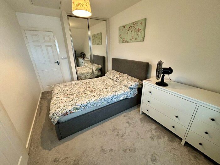 3 Bedroom End Of Terrace House For Sale In Montacute Road, Yeovil, Somerset, BA20