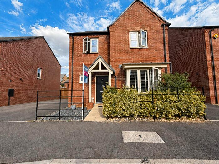 4 Bedroom Detached House For Sale In Tony Humphries Road, Banbury, Oxfordshire, OX16