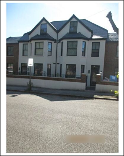 1 Bedroom Apartment To Rent In Priory Avenue, High Wycombe, HP13