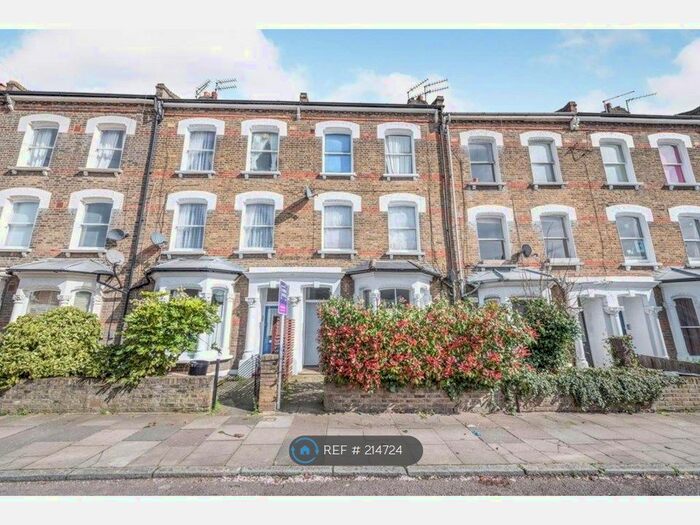 2 Bedroom Flat To Rent In Evershot Road, London, N4