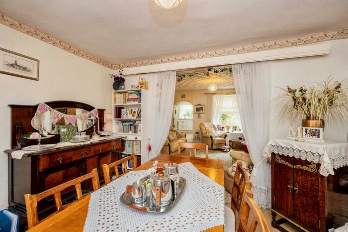 2 Bedroom End Of Terrace House For Sale In Culfor Road, Loughor, Swansea, SA4