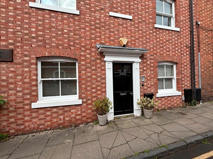 1 Bedroom Apartment For Sale In Capulet House, John Street, Stratford-upon-Avon, CV37