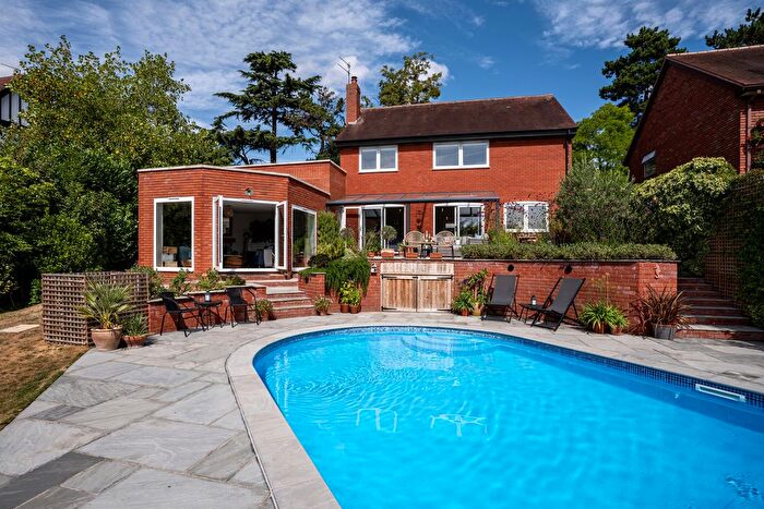 5 Bedroom Detached House For Sale In Battenhall Road, Worcester, Worcestershire, WR5