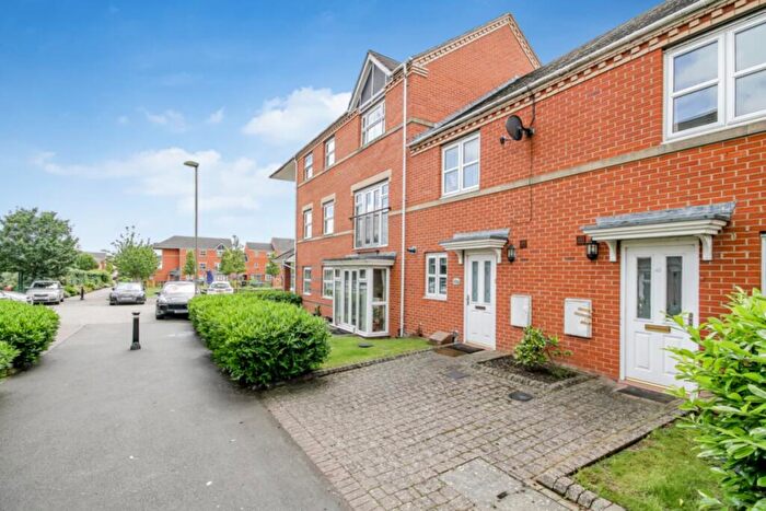 2 Bedroom Semi Detached House For Sale In Alma Road, Banbury, OX16