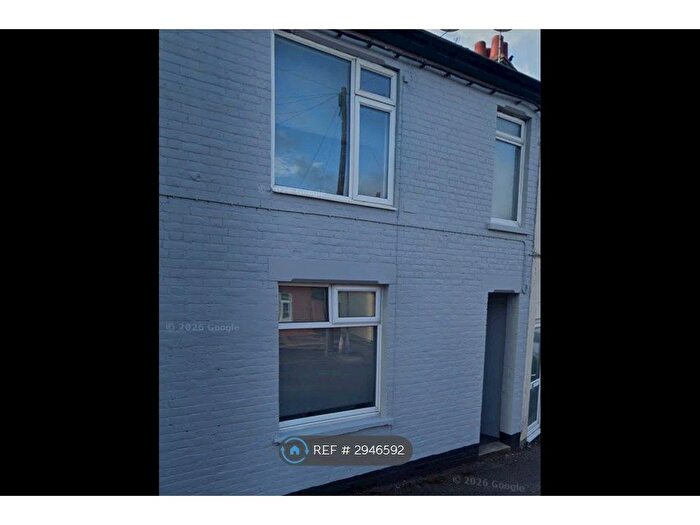4 Bedroom Terraced House To Rent In Tavistock Street, Bletchley, Milton Keynes, MK2