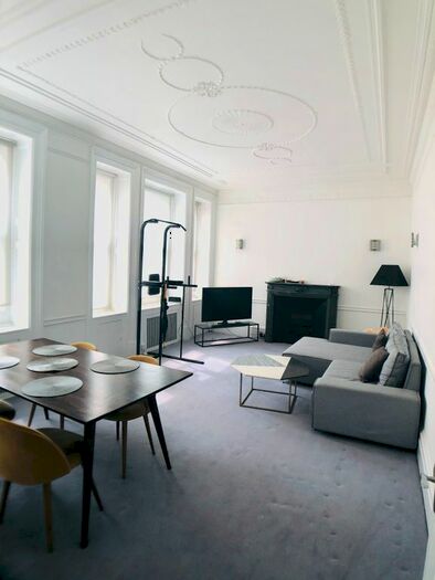 1 Bedroom Flat To Rent In Hay Hill, London, W1J