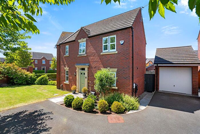 3 Bedroom Semi-Detached House For Sale In Lowfield Lane, St. Helens, WA9
