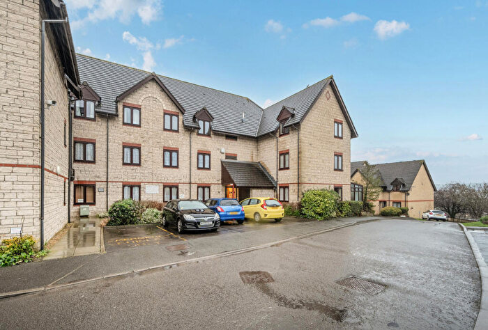 1 Bedroom Apartment For Sale In Wesley Court, Stroud, Gloucestershire, GL5