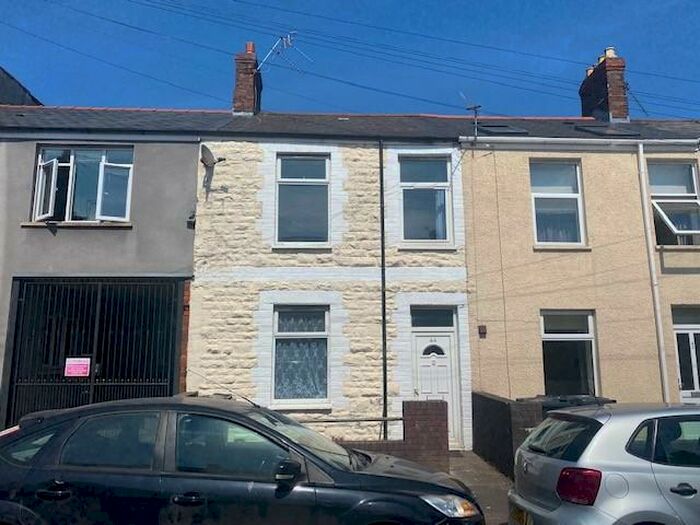 4 Bedroom House To Rent In Russell Street, Cardiff, CF24