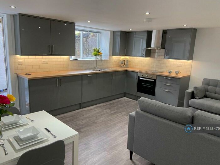 2 Bedroom Flat To Rent In Marlborough Road, Sheffield, S10