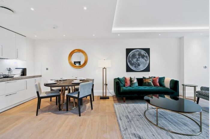 2 Bedroom Flat To Rent In Temple House, Strand, Strand, WC2R