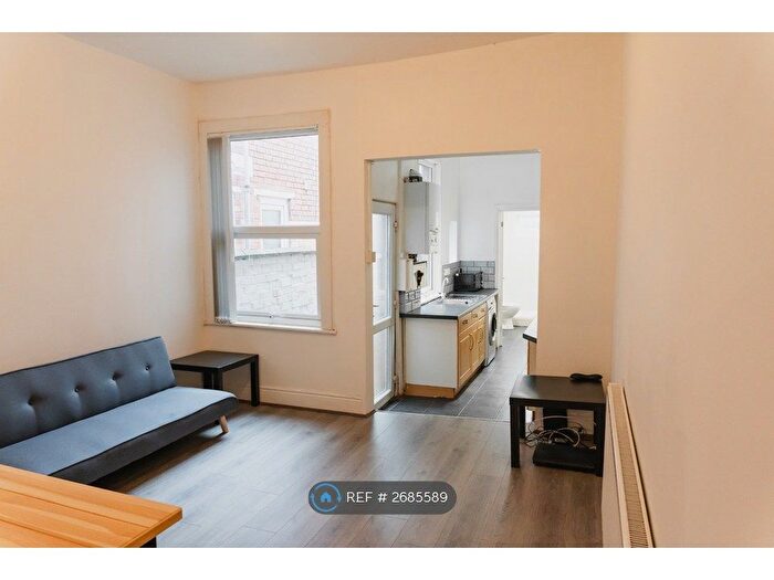 4 Bedroom Terraced House To Rent In Westwood Road, Coventry, CV5