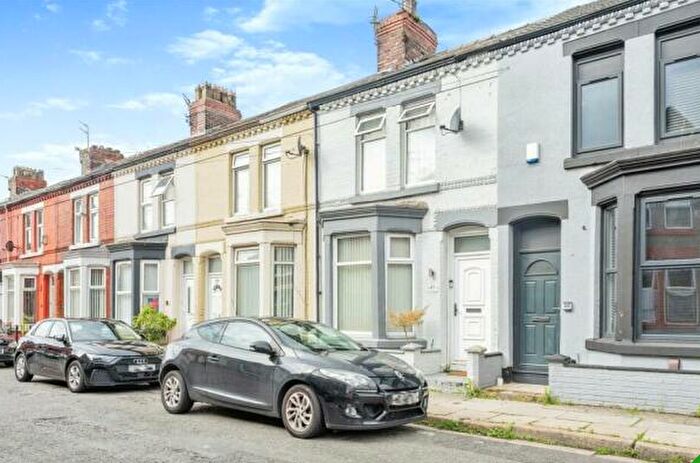 3 Bedroom House To Rent In Taunton Street, L15