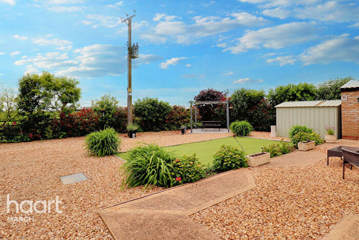 3 Bedroom Detached House For Sale In Benwick Road, Whittlesey, PE7