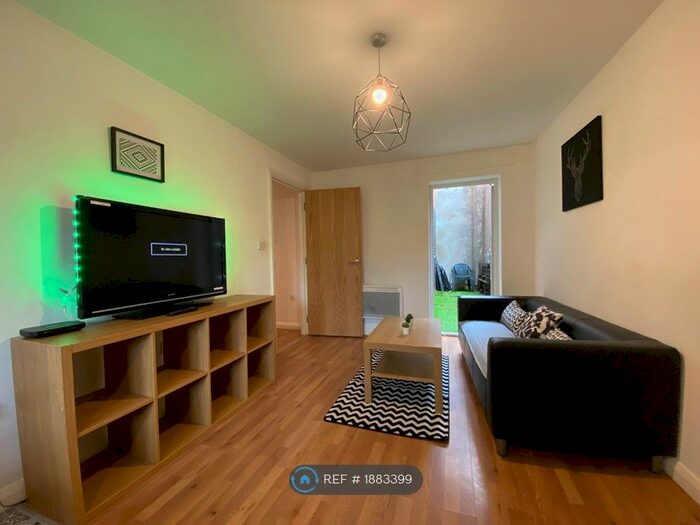 1 Bedroom Flat To Rent In Humberstone Gate, Leicester, LE1