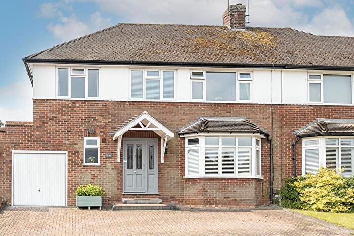 4 Bedroom Semi-Detached House For Sale In Ridge Avenue, Harpenden, AL5